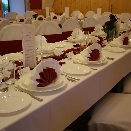 Otel Restaurant Stoeckl Bad Deutsch Altenburg